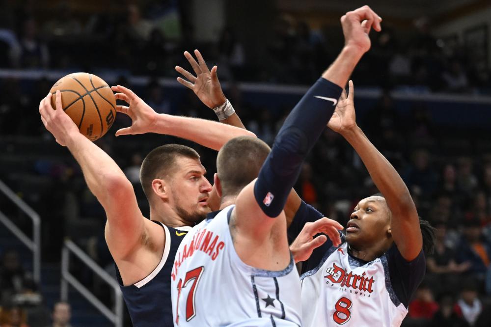 但黄健翔指 但黄健翔指