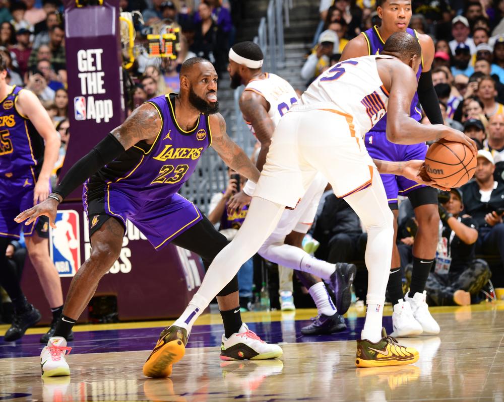 条战线上发 条战线上发