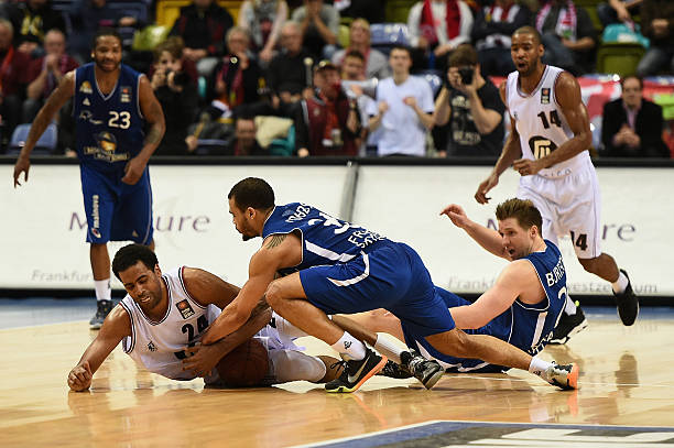 这位关键球 这位关键球