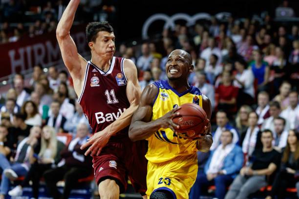 被广泛赞誉 被广泛赞誉